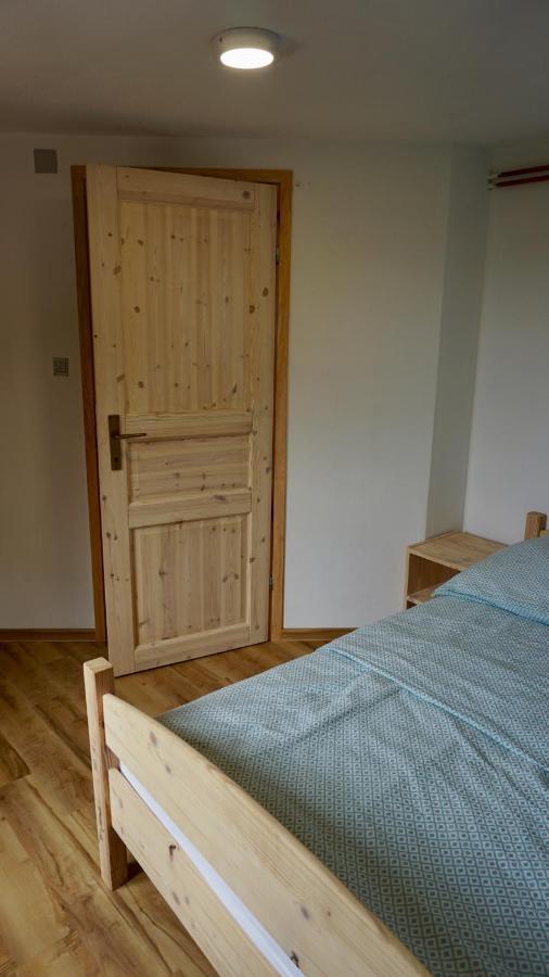 Lodge Dom Na Lovrencu Baselj Bagian luar foto