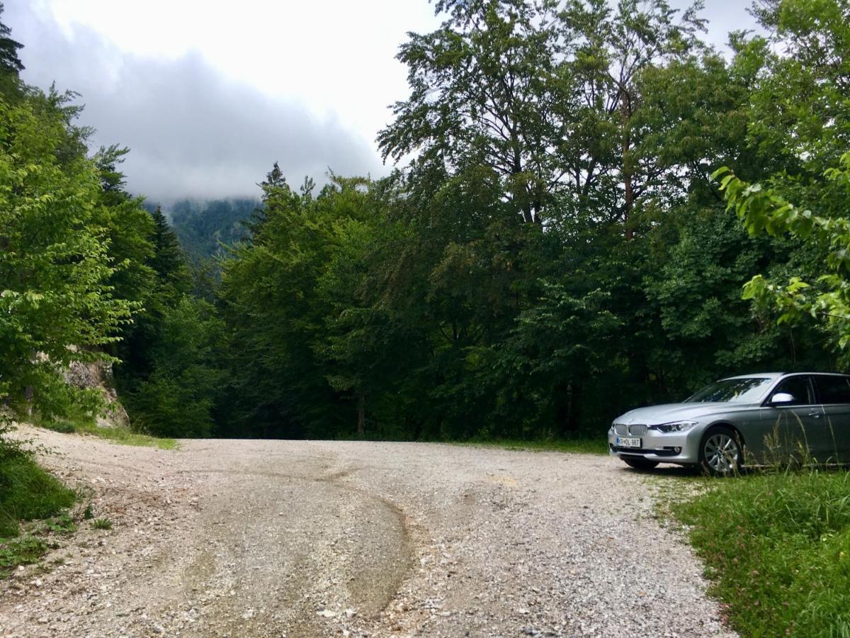 Lodge Dom Na Lovrencu Baselj Bagian luar foto